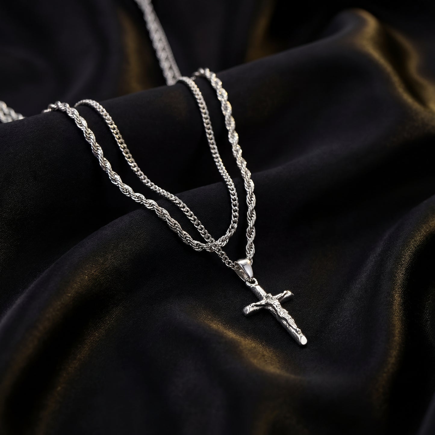 SILVER SET - CRUCIFIX AND 3MM ROPE CHAIN NECKLACE