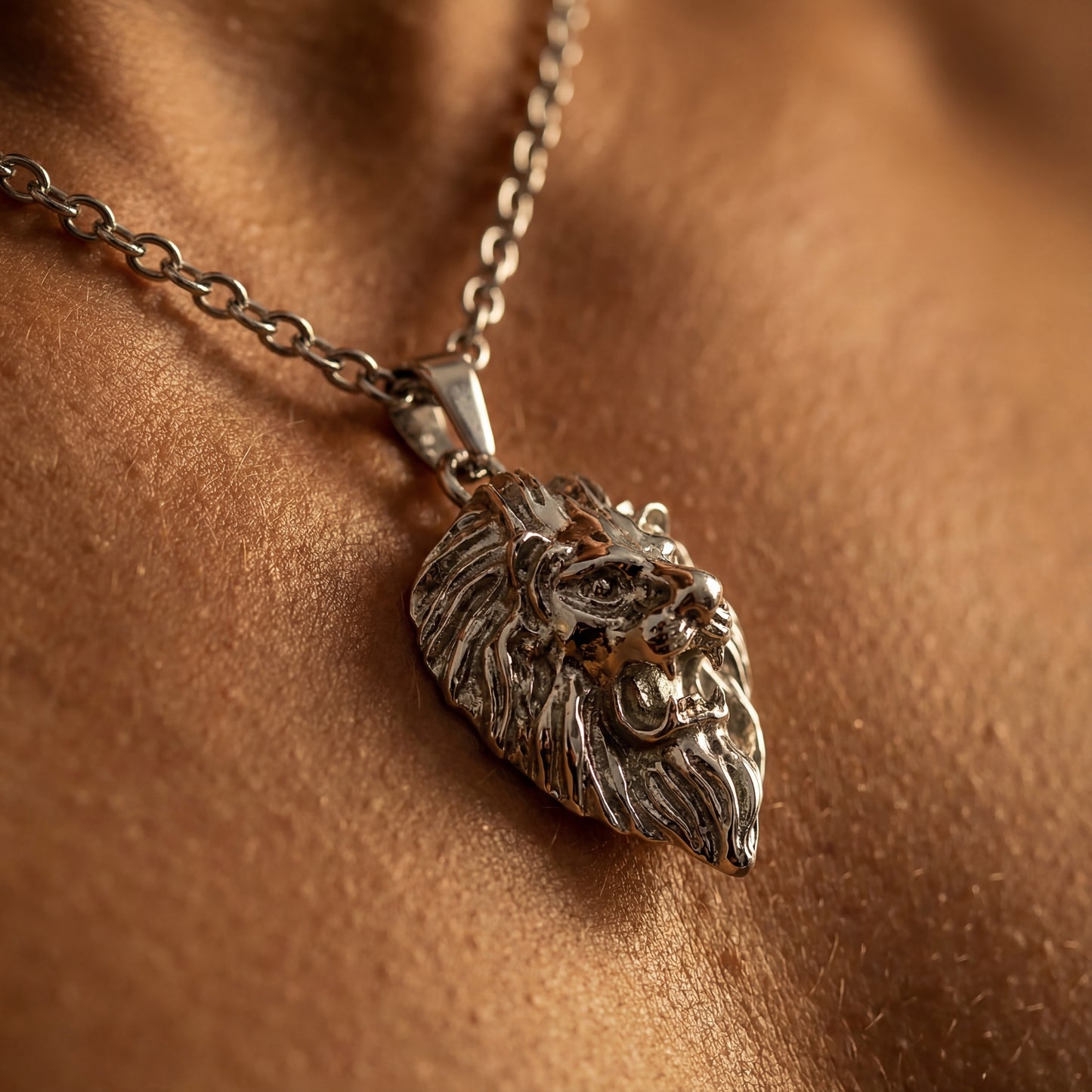 Lion (Silver)