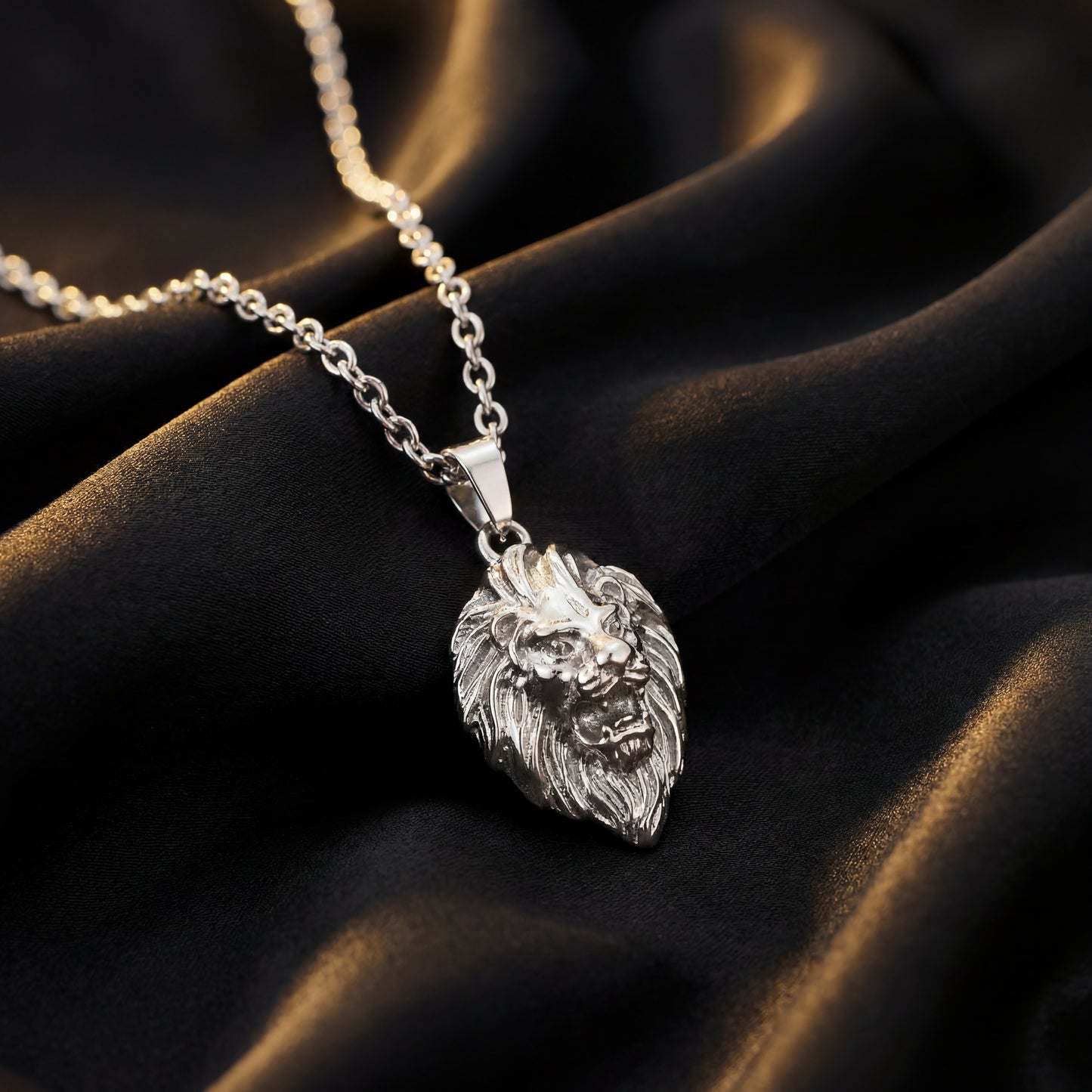 Lion (Silver)