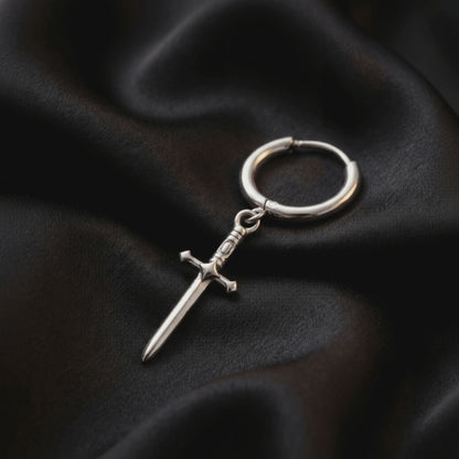 DAGGER EARRING (SILVER)